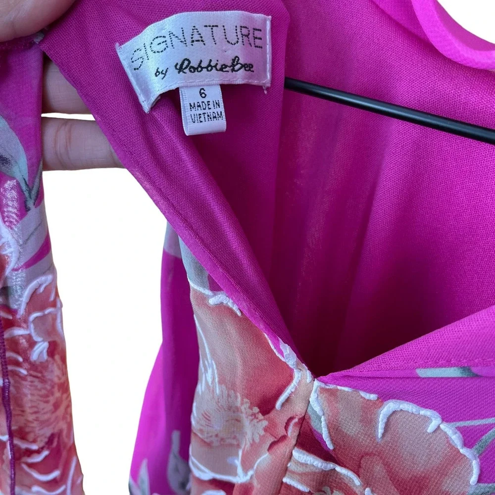 Robbie Bee Signature Pink Floral Halter Dress Size‎ 6 Flowy Lightweight